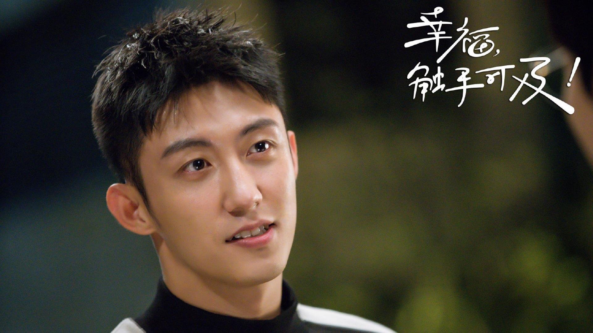 kaiyun登录入口-_运动装备大比拼:最新科技球拍与鞋类推荐_,有什么球拍